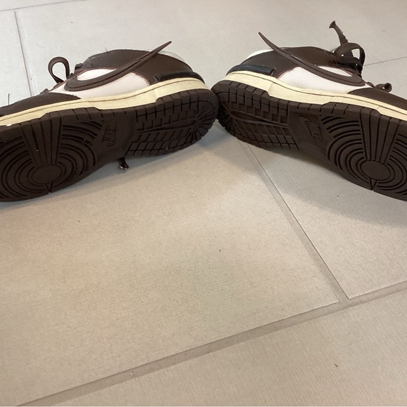 Nike Women’s Dunk Low Shoes - Picture 5 of 5